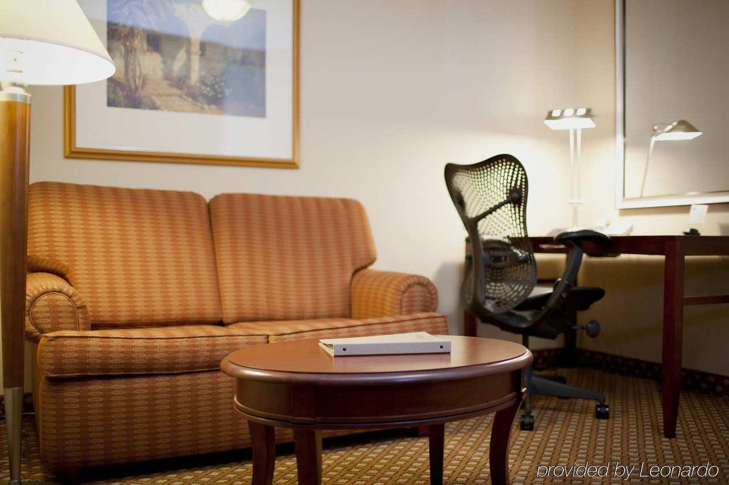 Hilton Garden Inn Rochester Downtown Exterior foto