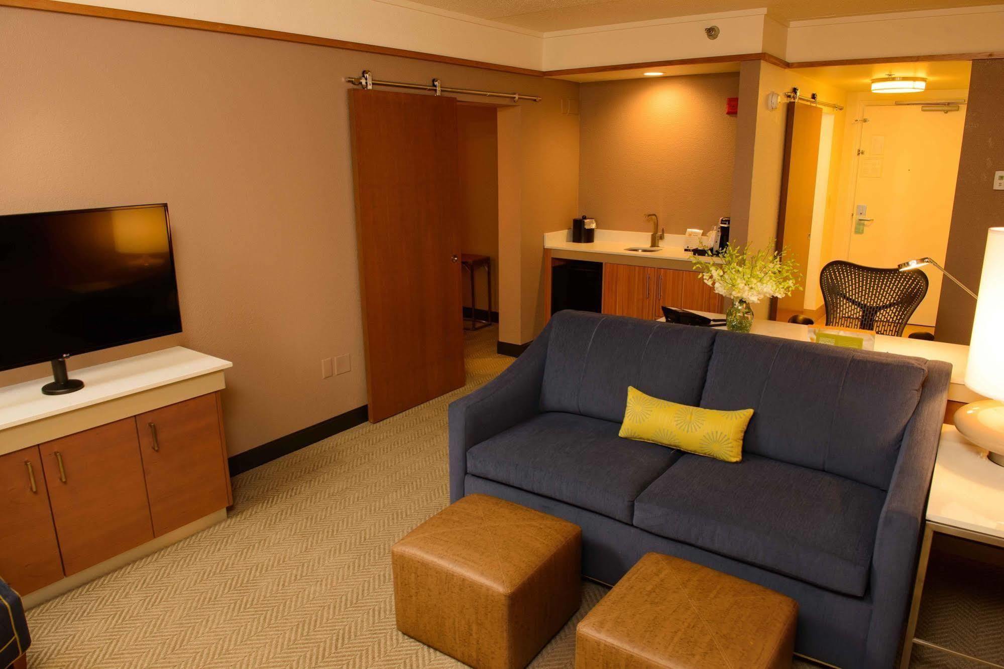 Hilton Garden Inn Rochester Downtown Exterior foto